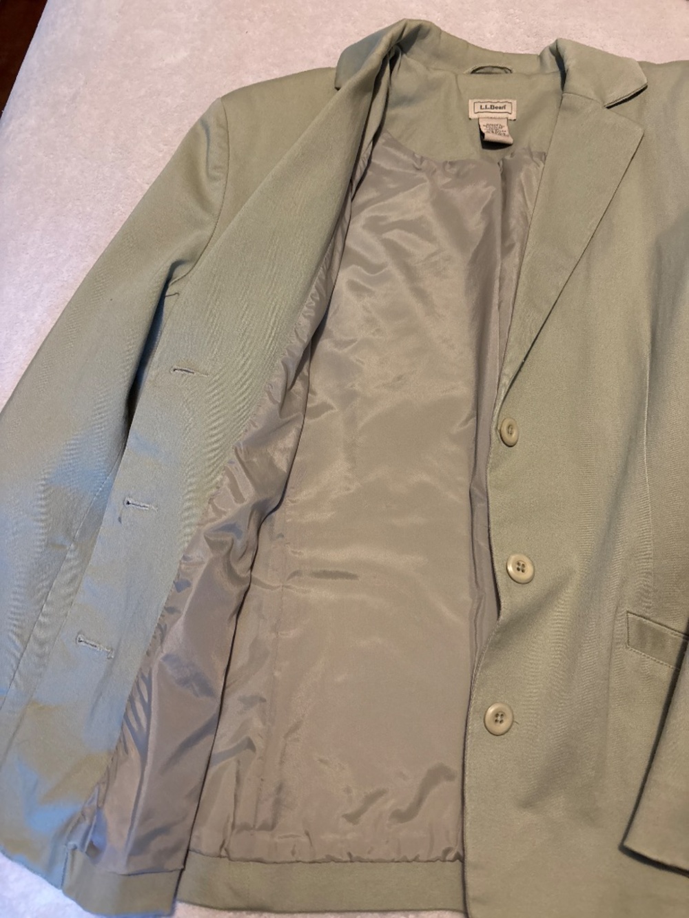 Blazer - Picture 2 of 4